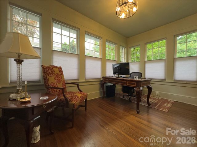 2021 Dilworth Road W, Charlotte, NC 28203