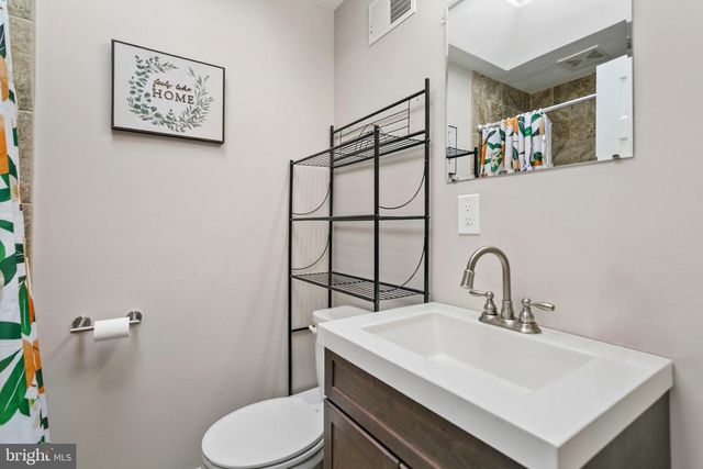 1160 BROOKWOOD LN, Glenolden, PA 19036