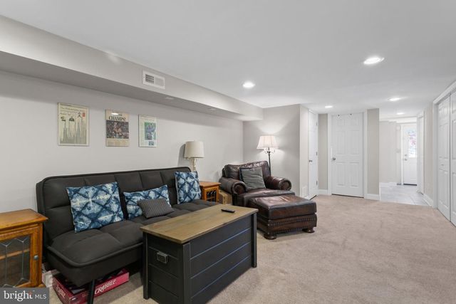 1160 BROOKWOOD LN, Glenolden, PA 19036