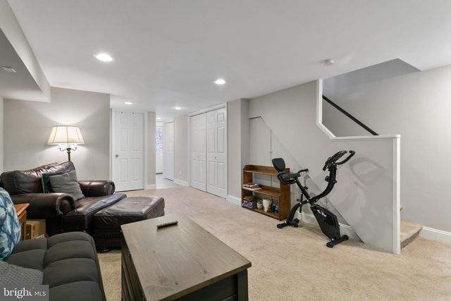 1160 BROOKWOOD LN, Glenolden, PA 19036