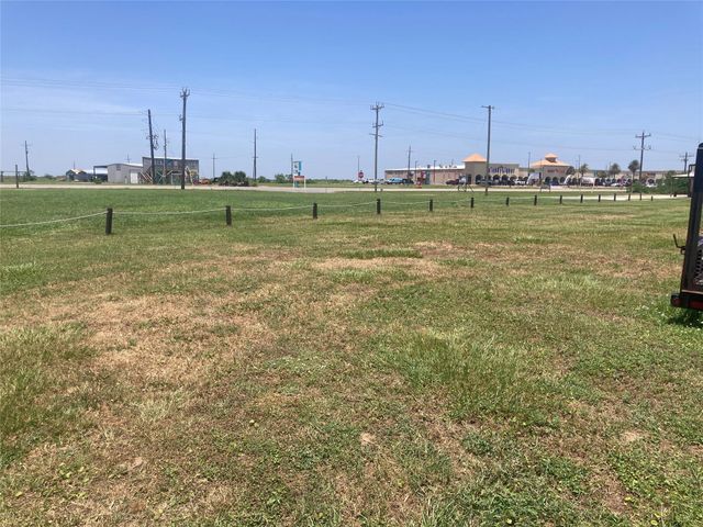 992 Meynig, Crystal Beach, TX 77650