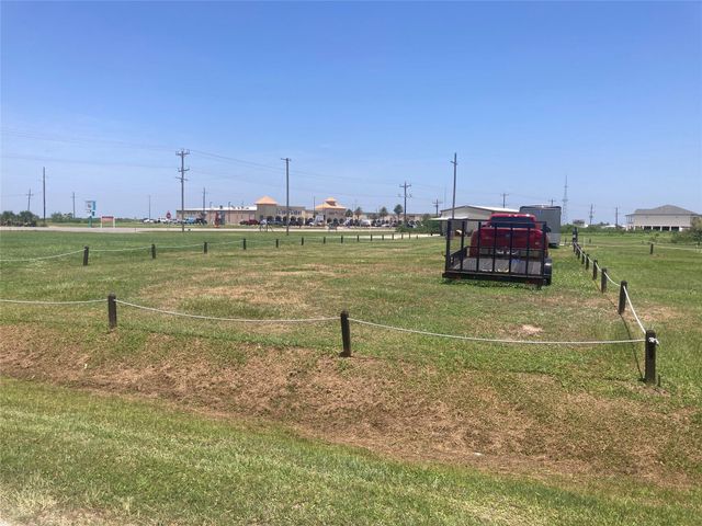 992 Meynig, Crystal Beach, TX 77650