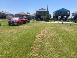 992 Meynig, Crystal Beach, TX 77650