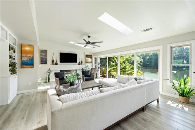 1085 Lake Charles Drive, Roswell, GA 30075