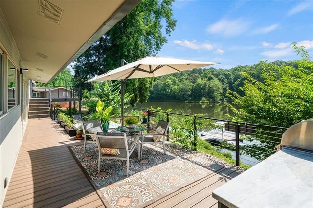 1085 Lake Charles Drive, Roswell, GA 30075