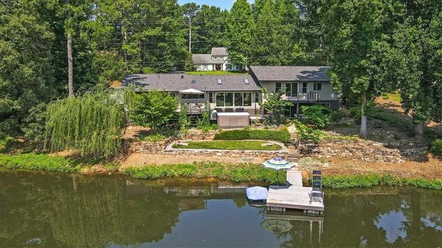 1085 Lake Charles Drive, Roswell, GA 30075