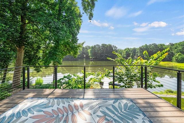 1085 Lake Charles Drive, Roswell, GA 30075
