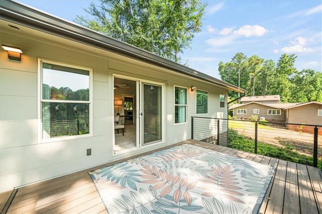 1085 Lake Charles Drive, Roswell, GA 30075