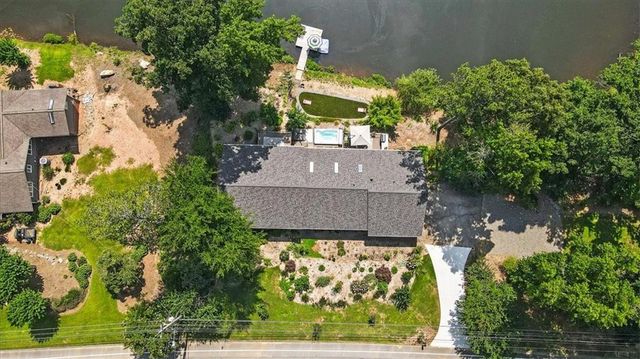 1085 Lake Charles Drive, Roswell, GA 30075