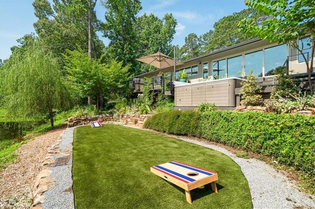1085 Lake Charles Drive, Roswell, GA 30075