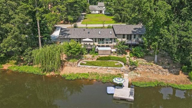 1085 Lake Charles Drive, Roswell, GA 30075