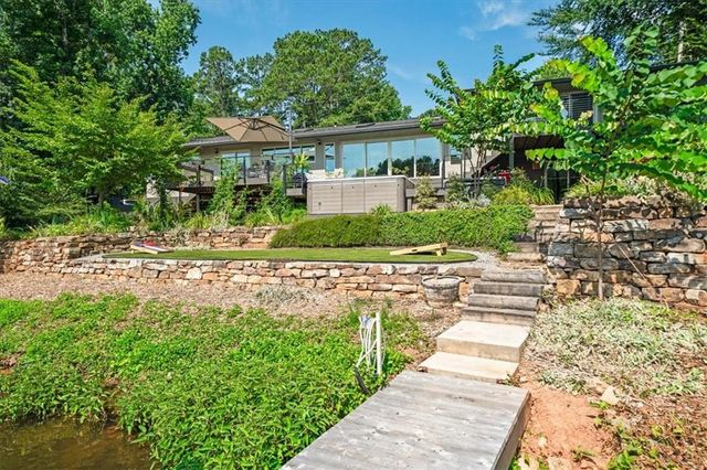 1085 Lake Charles Drive, Roswell, GA 30075