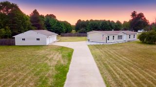 70525 Ironwood Drive, Niles, MI 49120