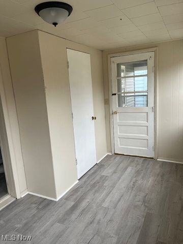 402 Kinzel Avenue, Zanesville, OH 43701