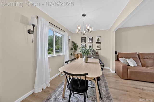 53962 Kirk Court, New Baltimore, MI 48047
