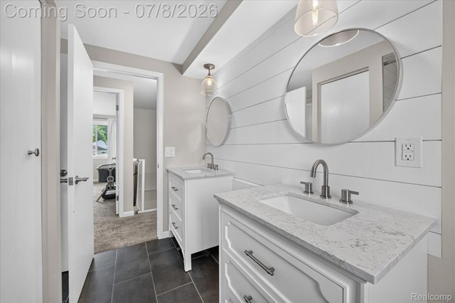 53962 Kirk Court, New Baltimore, MI 48047