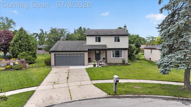 53962 Kirk Court, New Baltimore, MI 48047