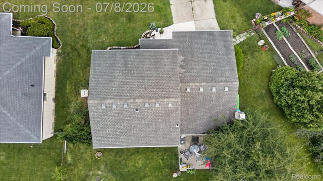 53962 Kirk Court, New Baltimore, MI 48047