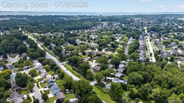 53962 Kirk Court, New Baltimore, MI 48047