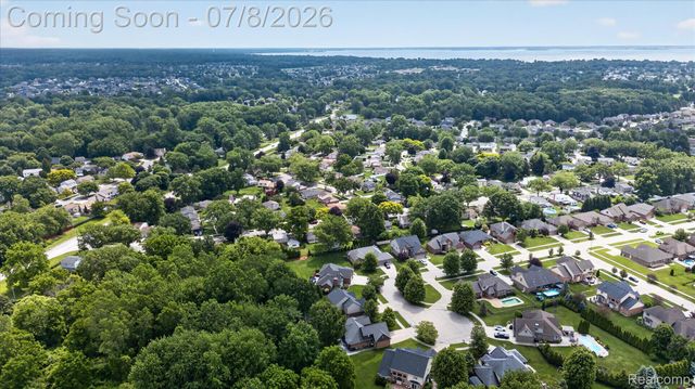 53962 Kirk Court, New Baltimore, MI 48047