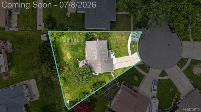 53962 Kirk Court, New Baltimore, MI 48047