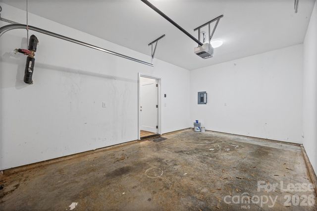 840 E 18th Street B, Charlotte, NC 28205