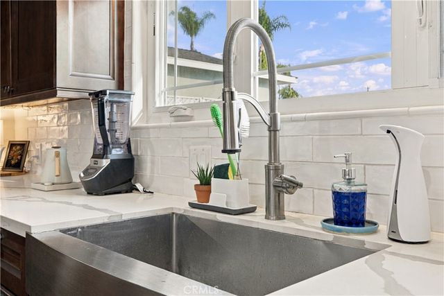 2121 Merced, La Habra, CA 90631