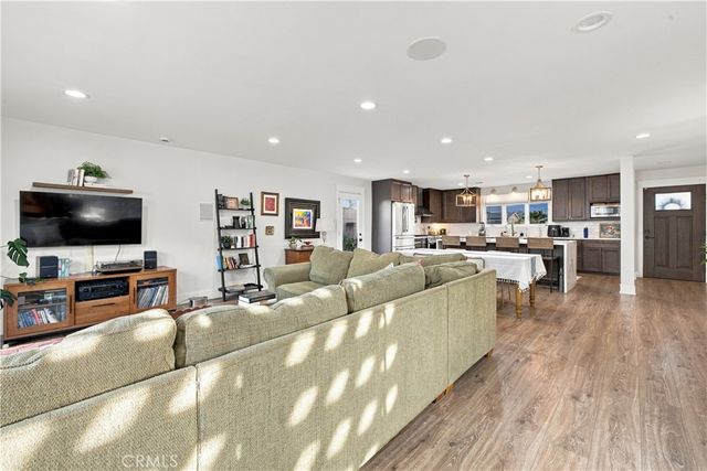 2121 Merced, La Habra, CA 90631