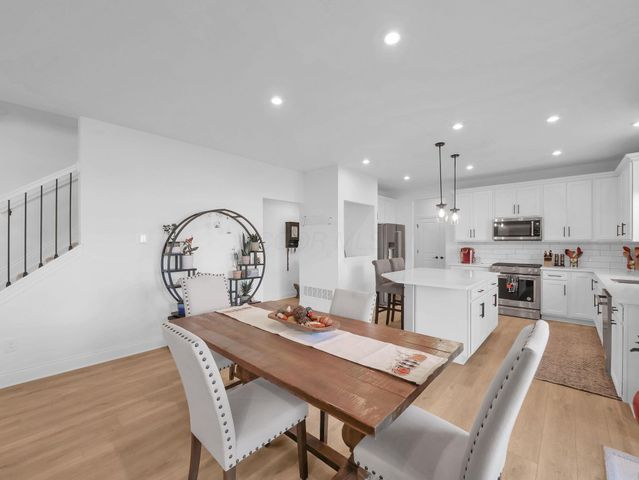 2003 Broccoli Drive, Hilliard, OH 43026