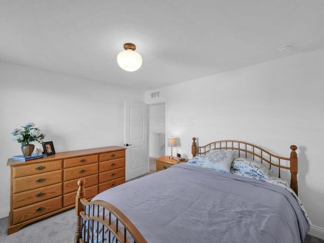 2003 Broccoli Drive, Hilliard, OH 43026