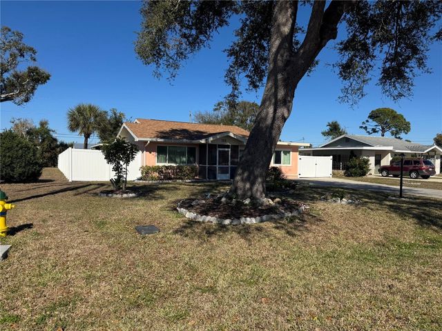 733 LAUREL AVENUE, Venice, FL 34285