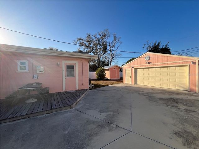 733 LAUREL AVENUE, Venice, FL 34285