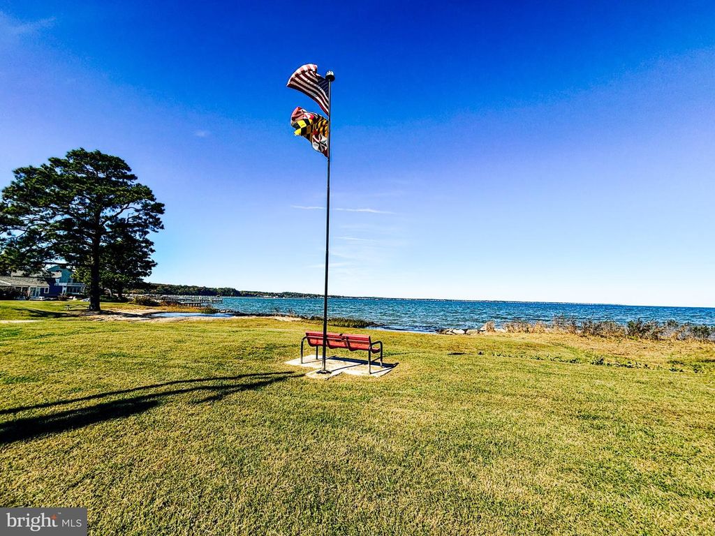 617 WALNUT AVE, North Beach, MD 20714