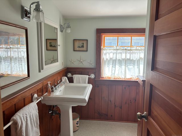 42 Sea Breeze Avenue, East Lyme, CT 06357