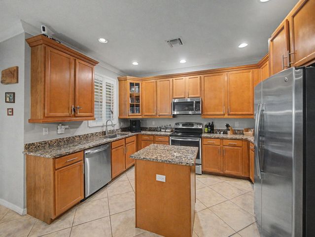 4560 Mediterranean Circle, Palm Beach Gardens, FL 33418