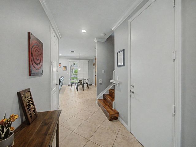 4560 Mediterranean Circle, Palm Beach Gardens, FL 33418