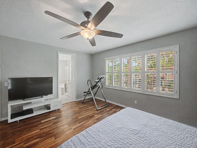 4560 Mediterranean Circle, Palm Beach Gardens, FL 33418