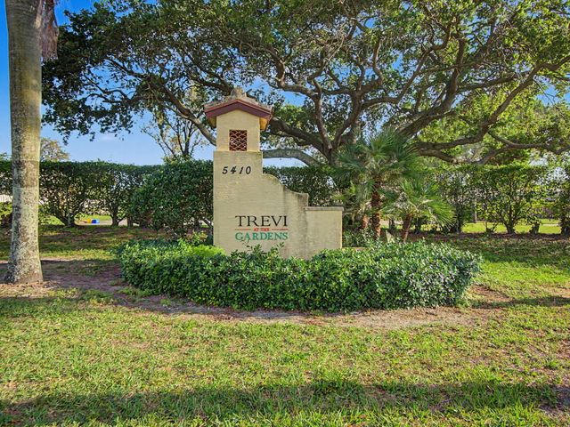 4560 Mediterranean Circle, Palm Beach Gardens, FL 33418