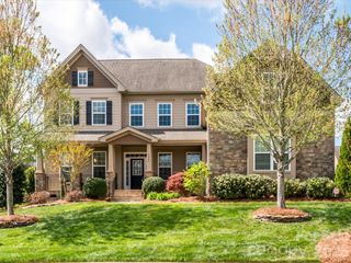 8460 Penton Place, Harrisburg, NC 28075