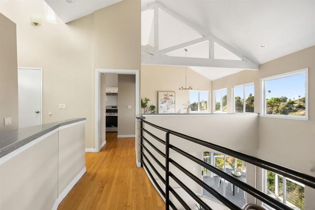 1084 Johnson Ave, San Diego, CA 92103