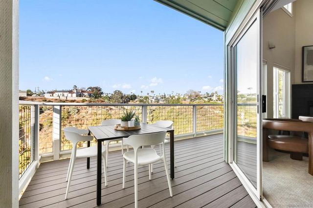 1084 Johnson Ave, San Diego, CA 92103