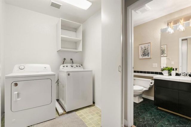 1084 Johnson Ave, San Diego, CA 92103