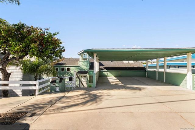 1084 Johnson Ave, San Diego, CA 92103