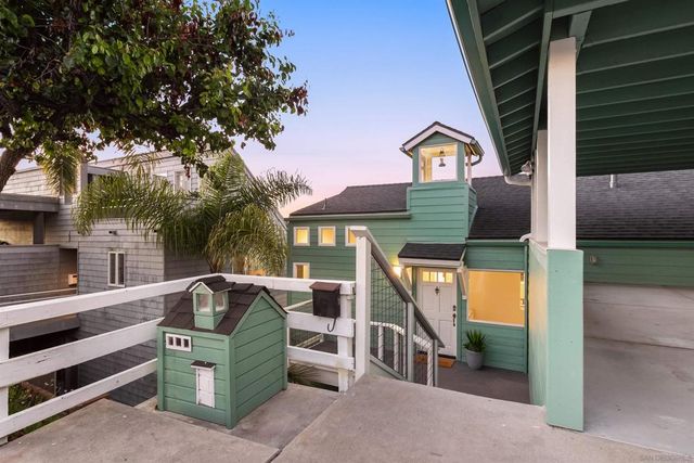1084 Johnson Ave, San Diego, CA 92103