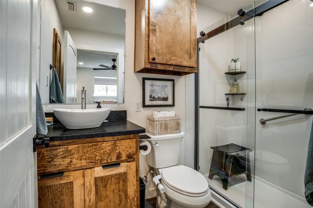 170 Cherokee Trail, Nocona, TX 76255