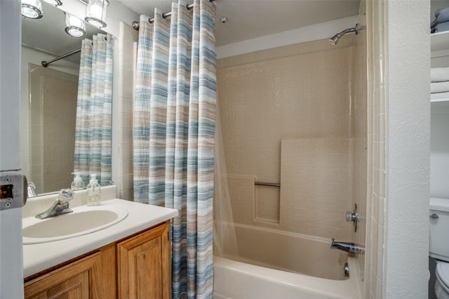 170 Cherokee Trail, Nocona, TX 76255