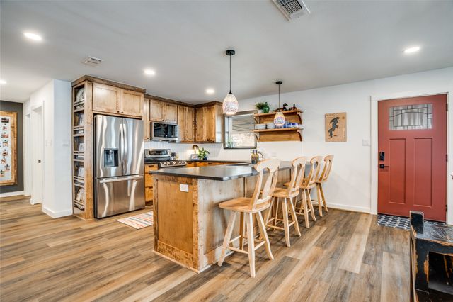 170 Cherokee Trail, Nocona, TX 76255