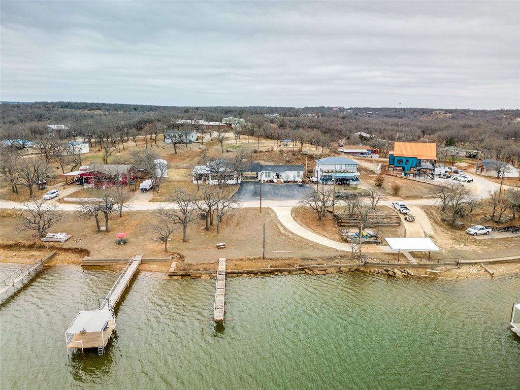 170 Cherokee Trail, Nocona, TX 76255