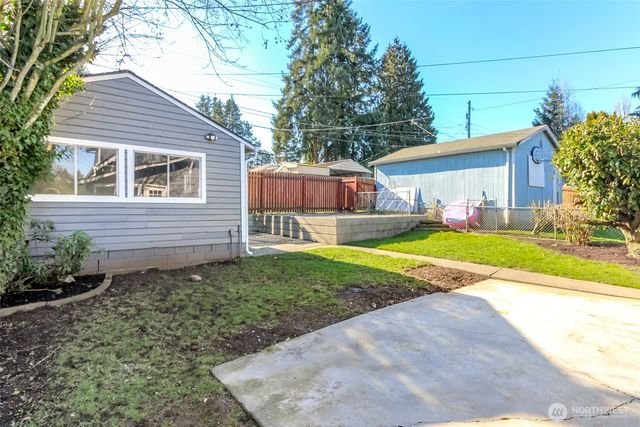 220 E 63RD Street, Tacoma, WA 98404