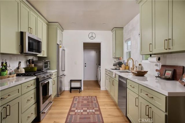 3110 Gracia Street, Los Angeles, CA 90039